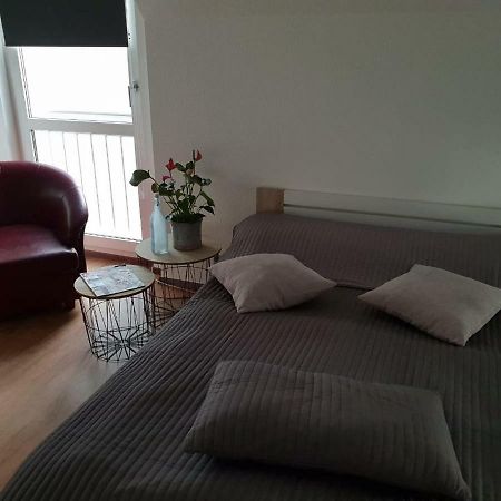 Gemuetliches Zimmer Mit Eigenem Bad/Wc/Kueche Касел Екстериор снимка