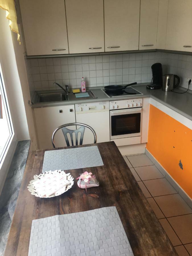 Gemuetliches Zimmer Mit Eigenem Bad/Wc/Kueche Касел Екстериор снимка